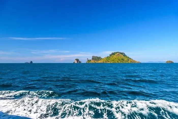 Framed Print : Ko Poda and Ko Kai Chicken Island, Tonsai Bay, Railay Beach, Ao Nang, Krabi, Andaman Sea, Thailand Framed Print : Ko Poda and Ko Kai Chicken Island, Tonsai Bay, Railay Beach, Ao Nang, Krabi, Andaman Sea, Thailand