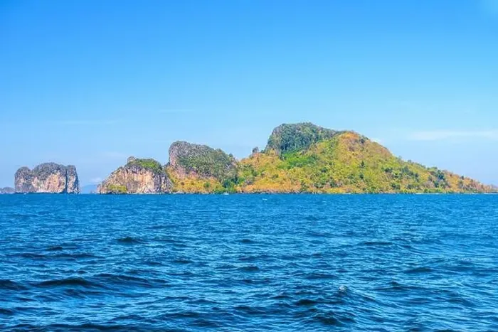 Framed Print : Ko Poda and Ko Kai Chicken Island, Tonsai Bay, Railay Beach, Ao Nang, Krabi, Andaman Sea, Thailand Framed Print : Ko Poda and Ko Kai Chicken Island, Tonsai Bay, Railay Beach, Ao Nang, Krabi, Andaman Sea, Thailand