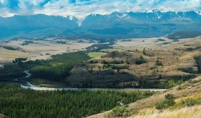 Framed Print : Kurai steppe and North-Chui ridge on background. Altai mountains, Russia Framed Print : Kurai steppe and North-Chui ridge on background. Altai mountains, Russia