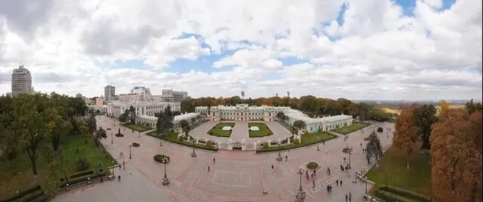 Framed Print : Kyiv, Ukraine - October 6 Framed Print : Kyiv, Ukraine - October 6