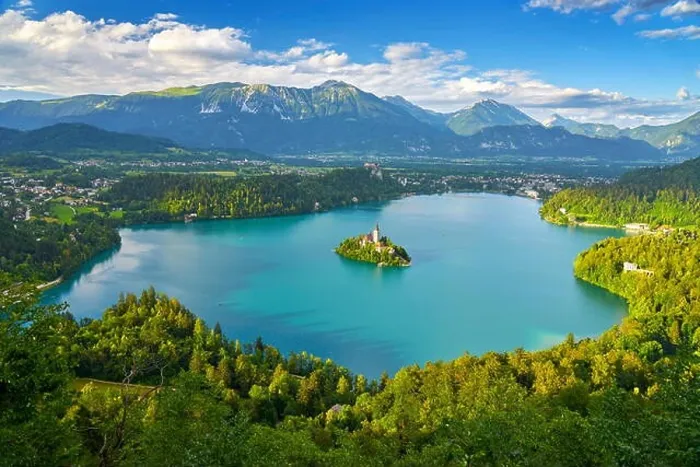 Framed Print : Lake Bled, Julian Alps, Slovenia Framed Print : Lake Bled, Julian Alps, Slovenia