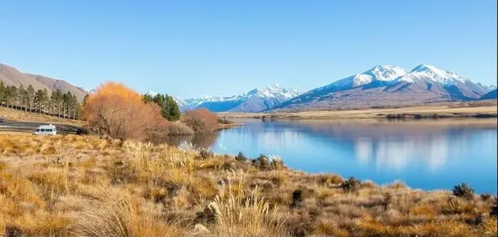 Framed Print : Lake Clearwater nearby Mount Guy (1319 m) Framed Print : Lake Clearwater nearby Mount Guy (1319 m)