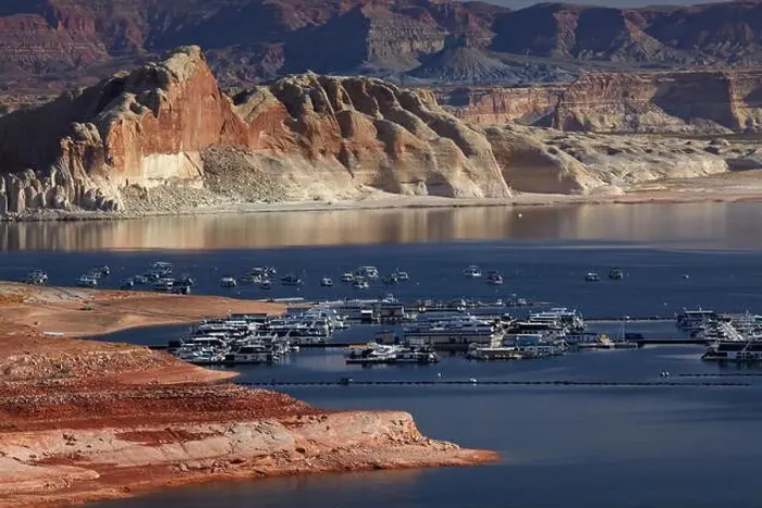 Framed Print : Lake Powell and houseboats at Wahweap Marina Framed Print : Lake Powell and houseboats at Wahweap Marina