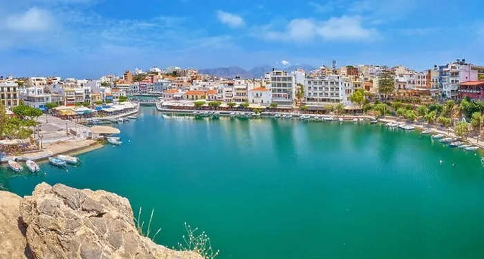 Framed Print : Lake Voulismeni, Agios Nikolaos, Crete Island, Greece Framed Print : Lake Voulismeni, Agios Nikolaos, Crete Island, Greece