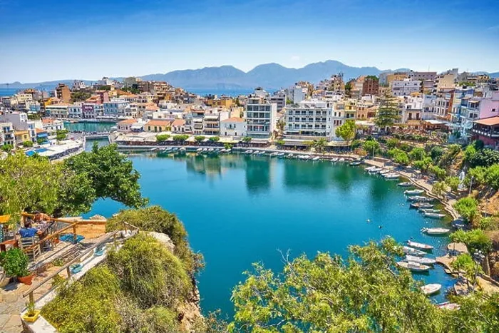 Framed Print : Lake Voulismeni, Agios Nikolaos, Crete Island, Greece Framed Print : Lake Voulismeni, Agios Nikolaos, Crete Island, Greece