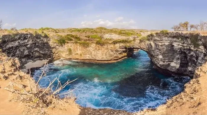 Framed Print : Landscape over Broken Beach in Nusa Penida, Indonesia Angel's BillaBong Beach. Popular tourist destination Bali Framed Print : Landscape over Broken Beach in Nusa Penida, Indonesia Angel's BillaBong Beach. Popular tourist destination Bali
