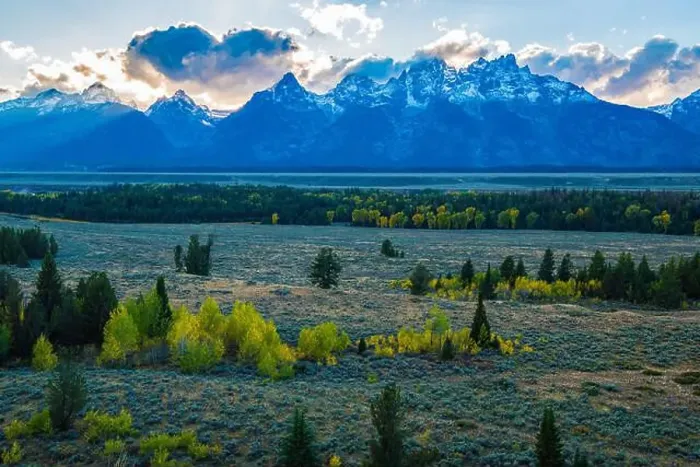 Framed Print : Landscape scenes of the Grand Tetons and Teton National Park Framed Print : Landscape scenes of the Grand Tetons and Teton National Park