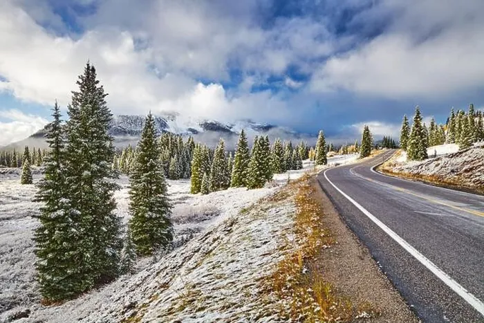 Framed Print : Landscape with snowy mountains and forest, Highway 550, Colorado, USA Framed Print : Landscape with snowy mountains and forest, Highway 550, Colorado, USA