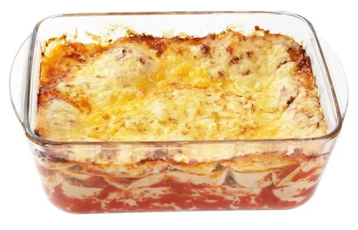Framed Print : Lasagna Italian cuisine. Meat lasagna Framed Print : Lasagna Italian cuisine. Meat lasagna