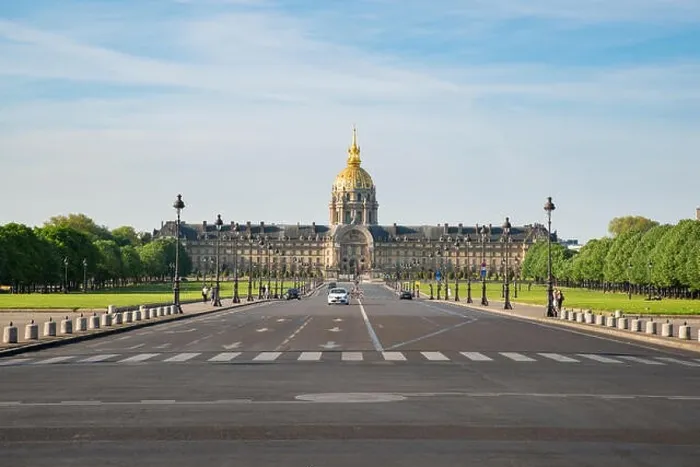 Framed Print : Les Invalides (National Residence of the Invalids) - complex of museums and monuments in Paris, France Framed Print : Les Invalides (National Residence of the Invalids) - complex of museums and monuments in Paris, France