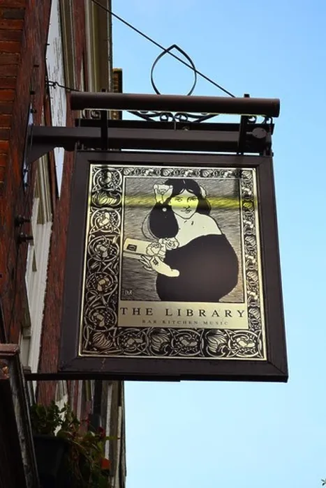 Framed Print : The Library pub sign, Islington, London, UK ARTIFEX LUCIS Framed Print : The Library pub sign, Islington, London, UK ARTIFEX LUCIS