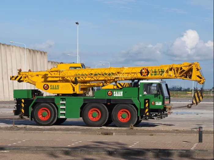 Framed Print : The Liebherr LTM1040 mobile crane is a versatile heavy-duty lifting machine Framed Print : The Liebherr LTM1040 mobile crane is a versatile heavy-duty lifting machine