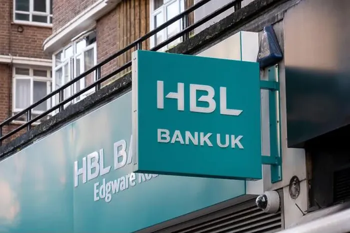 Framed Print : LONDON- Habib Bank Limited or HBL, on Edgware Road, a Pakistani multinational bank based in Karachi Framed Print : LONDON- Habib Bank Limited or HBL, on Edgware Road, a Pakistani multinational bank based in Karachi