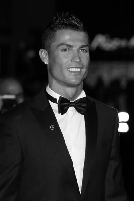 Framed Print : London, UK, 9th Nov 2015: Cristiano Ronaldo attends Ronaldo world film premiere in London Framed Print : London, UK, 9th Nov 2015: Cristiano Ronaldo attends Ronaldo world film premiere in London