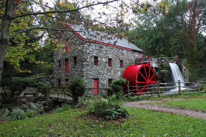 Framed Print : Longfellow's Wayside Inn grist mill in Sudbury Framed Print : Longfellow's Wayside Inn grist mill in Sudbury