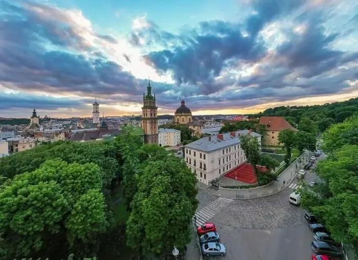 Framed Print : Lviv, Ukraine - 2020: Aerial view on Dominican Church and Dormition Church in Lviv, Ukraine from drone Framed Print : Lviv, Ukraine - 2020: Aerial view on Dominican Church and Dormition Church in Lviv, Ukraine from drone