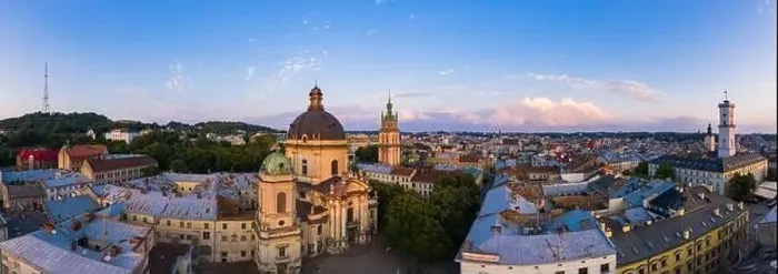 Framed Print : Lviv, Ukraine - 2020: Aerial view on Dominican Church and Dormition Church in Lviv, Ukraine from drone Framed Print : Lviv, Ukraine - 2020: Aerial view on Dominican Church and Dormition Church in Lviv, Ukraine from drone