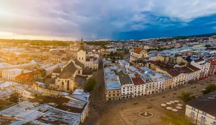 Framed Print : Lviv, Ukraine - August 25, 2020: View on Latin Cathedral in Lviv, Ukraine from drone Framed Print : Lviv, Ukraine - August 25, 2020: View on Latin Cathedral in Lviv, Ukraine from drone
