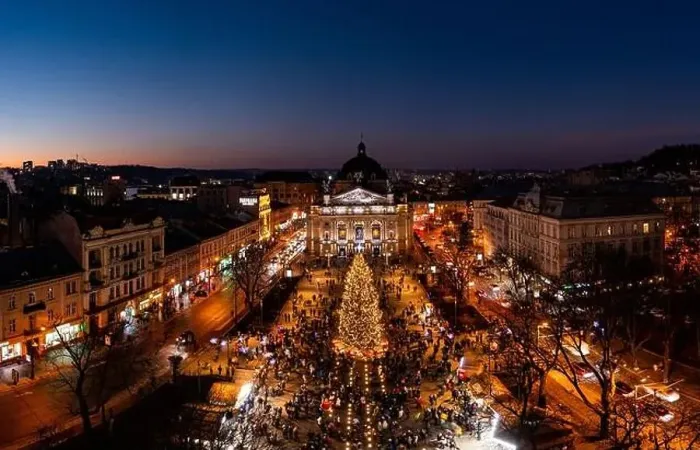 Framed Print : Lviv, Ukraine - December 19, 2020: Christmas tree near Opera House in Lviv, Ukraine. View from drone Framed Print : Lviv, Ukraine - December 19, 2020: Christmas tree near Opera House in Lviv, Ukraine. View from drone