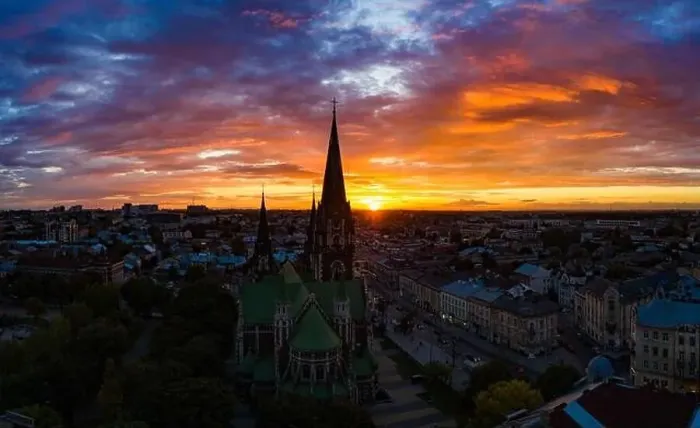 Framed Print : Lviv, Ukraine - October 6, 2020: Aerial veiw on Elizabeth church in Lviv, Ukraine from drone Framed Print : Lviv, Ukraine - October 6, 2020: Aerial veiw on Elizabeth church in Lviv, Ukraine from drone