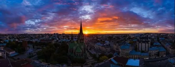 Framed Print : Lviv, Ukraine - October 6, 2020: Aerial veiw on Elizabeth church in Lviv, Ukraine from drone Framed Print : Lviv, Ukraine - October 6, 2020: Aerial veiw on Elizabeth church in Lviv, Ukraine from drone