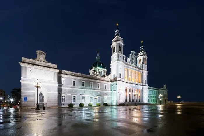 Framed Print : Madrid landmark at night. Landscape of Santa Maria la Real de La Almudena Cathedral and the Royal Palace. Beautiful skyline at Madrid, Spain Framed Print : Madrid landmark at night. Landscape of Santa Maria la Real de La Almudena Cathedral and the Royal Palace. Beautiful skyline at Madrid, Spain