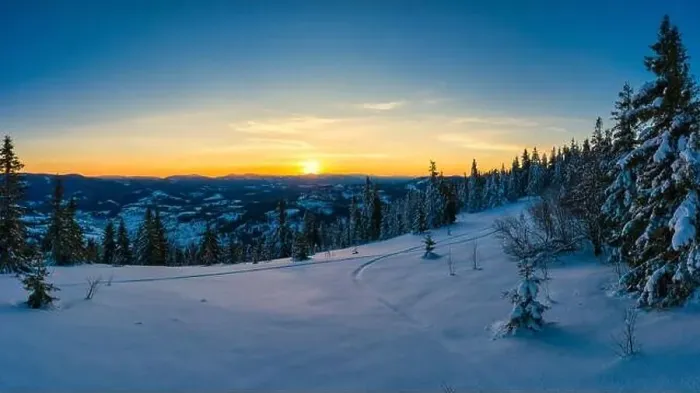 Framed Print : Magical winter panorama of beautiful snowy slopes Framed Print : Magical winter panorama of beautiful snowy slopes
