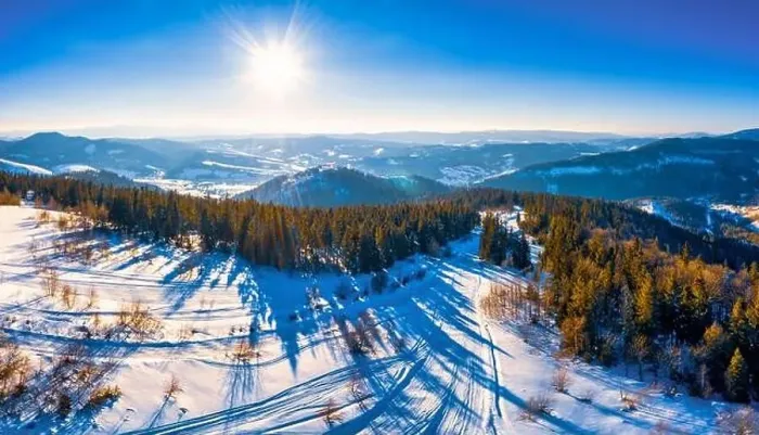 Framed Print : Magical winter panorama of beautiful snowy slopes Framed Print : Magical winter panorama of beautiful snowy slopes