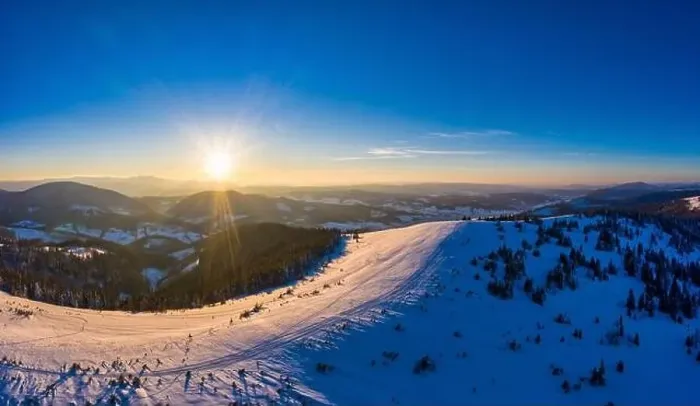 Framed Print : Magical winter panorama of beautiful snowy slopes Framed Print : Magical winter panorama of beautiful snowy slopes