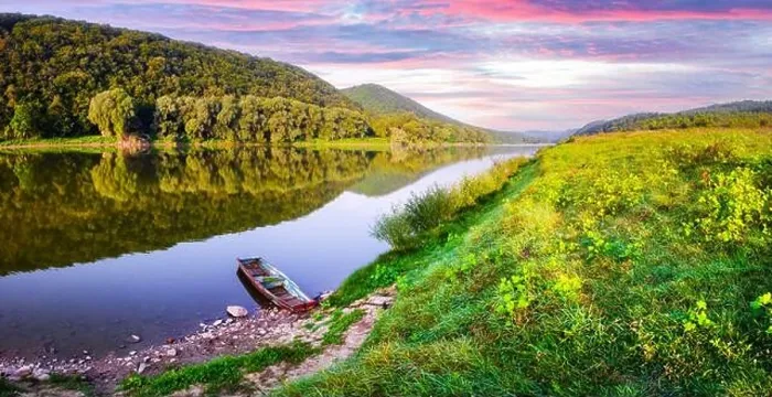 Framed Print : Majestic foggy river and lush autumn forest at sunrise time. Landscape photography. Dnister, Ukraine, Europe Framed Print : Majestic foggy river and lush autumn forest at sunrise time. Landscape photography. Dnister, Ukraine, Europe