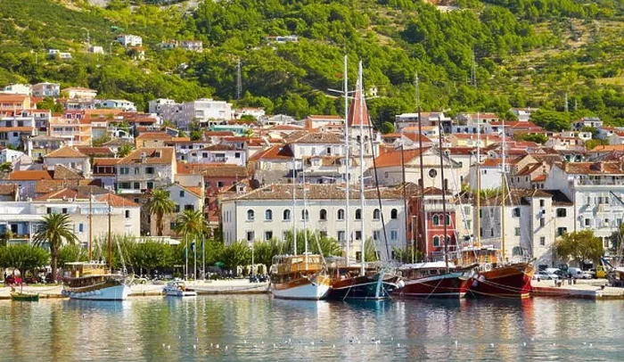 Framed Print : Makarska, Makarska Riviera - Croatia Framed Print : Makarska, Makarska Riviera - Croatia