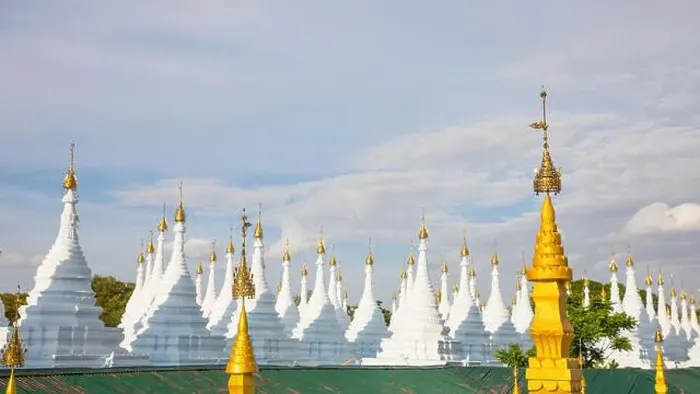 Framed Print : Mandalay is the second-largest city in Myanmar, after Yangon Framed Print : Mandalay is the second-largest city in Myanmar, after Yangon