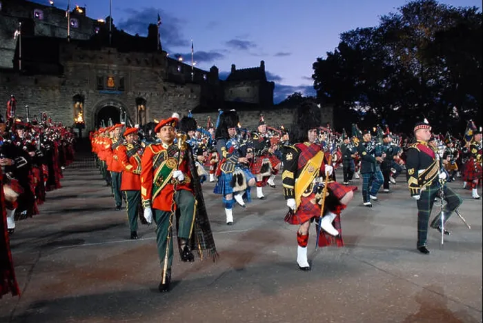Framed Print : Massed pipes and drums at the 2011 Edinburgh Military Tattoo in Edinburgh, Scotland Framed Print : Massed pipes and drums at the 2011 Edinburgh Military Tattoo in Edinburgh, Scotland