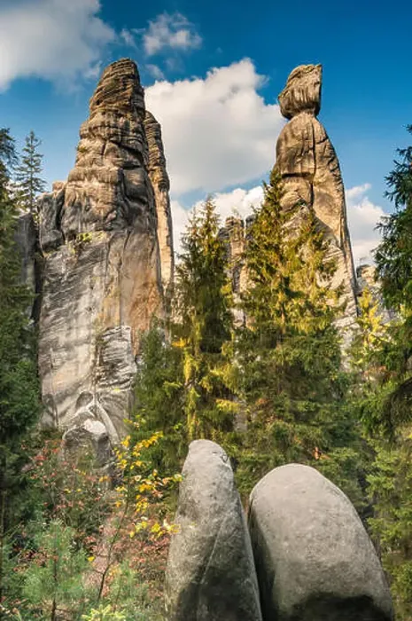 Framed Print : Mayor and Mayoress, sandstone spires at Adršpach Rocks Framed Print : Mayor and Mayoress, sandstone spires at Adršpach Rocks