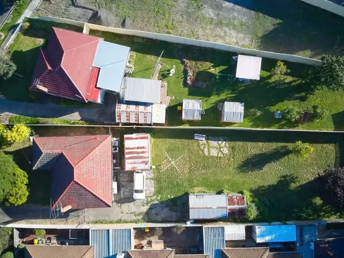 Framed Print : Melbourne aerial suburb view showing divided backyard Framed Print : Melbourne aerial suburb view showing divided backyard