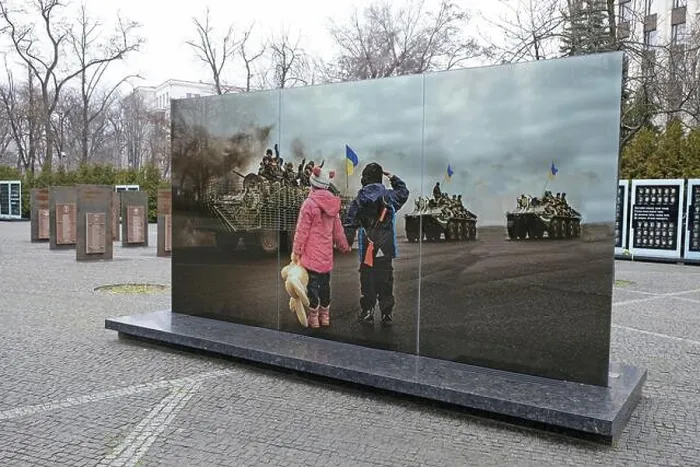 Framed Print : Memorial Park of War Victims, Oleksandra Polia Ave, 2Ð, Dnipro, Dnipropetrovsk Oblast, Ukraine, 49000, Europe Framed Print : Memorial Park of War Victims, Oleksandra Polia Ave, 2Ð, Dnipro, Dnipropetrovsk Oblast, Ukraine, 49000, Europe