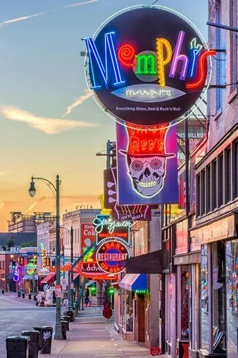 Framed Print : MEMPHIS, TENNESSEE - AUGUST 25, 2017: Blues Clubs on historic Beale Street at twilight Framed Print : MEMPHIS, TENNESSEE - AUGUST 25, 2017: Blues Clubs on historic Beale Street at twilight