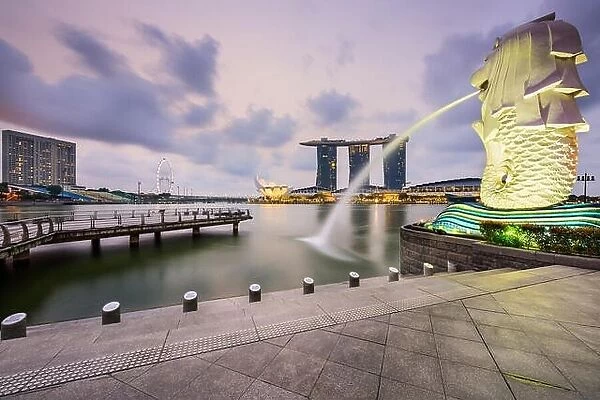 The Merlion fountain at Marina Bay in Singapore
