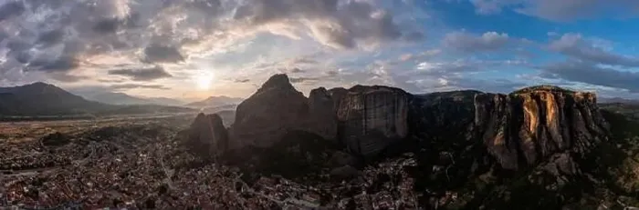 Framed Print : Meteora Greece panorama. Sunset and cloudy sky over Kalabaka town and valley Framed Print : Meteora Greece panorama. Sunset and cloudy sky over Kalabaka town and valley