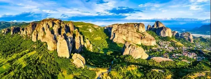 Framed Print : The Meteora Mountains in Greece Framed Print : The Meteora Mountains in Greece