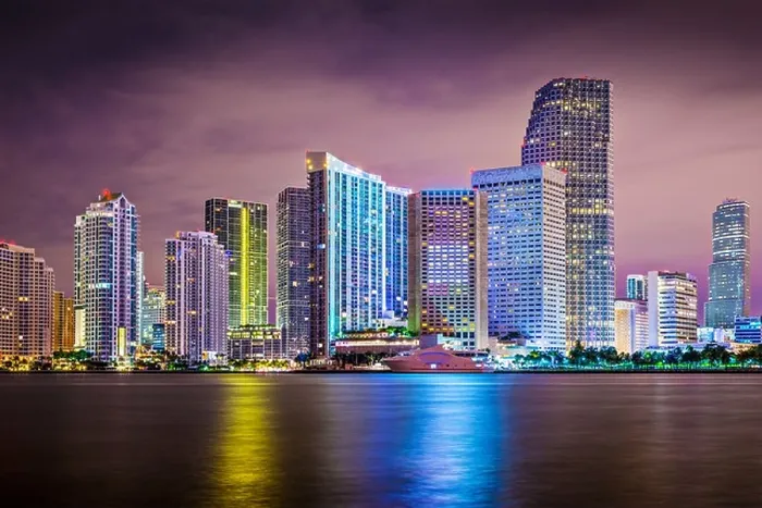 Framed Print : Miami, Florida skyline at Biscayne Bay Framed Print : Miami, Florida skyline at Biscayne Bay