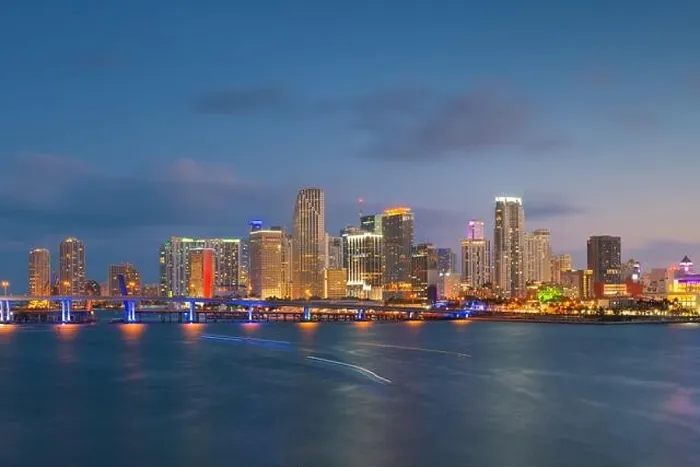 Framed Print : Miami, Florida, USA downtown city skyline on Biscayne Bay at twilight Framed Print : Miami, Florida, USA downtown city skyline on Biscayne Bay at twilight