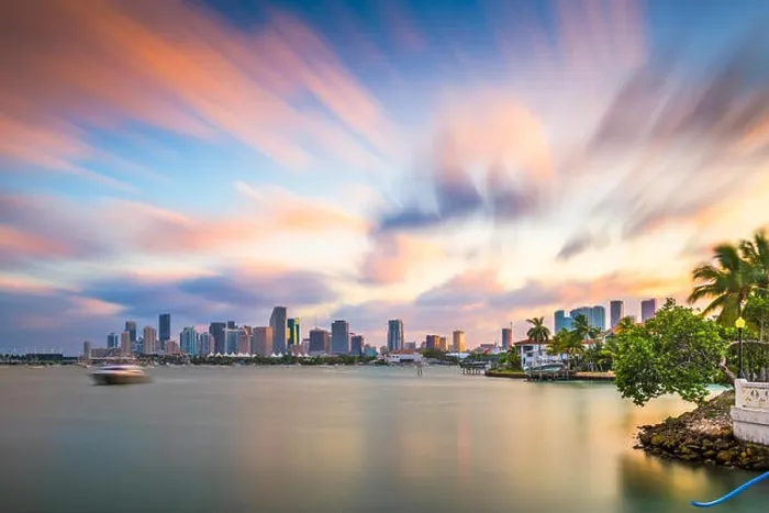Framed Print : Miami, Florida, USA downtown skyline on Biscayne Bay in early evening Framed Print : Miami, Florida, USA downtown skyline on Biscayne Bay in early evening