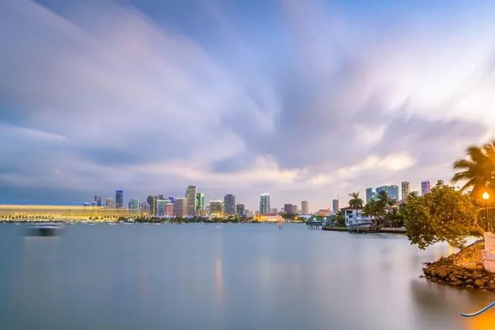 Framed Print : Miami, Florida, USA downtown skyline from across the Biscayne Bay at twilight Framed Print : Miami, Florida, USA downtown skyline from across the Biscayne Bay at twilight