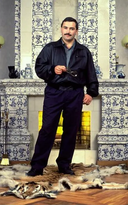 Framed Print : Mikhail Khodorkovsky, once considered to be Russia's richest man, at home in Moscow, Russia in 1994 Framed Print : Mikhail Khodorkovsky, once considered to be Russia's richest man, at home in Moscow, Russia in 1994