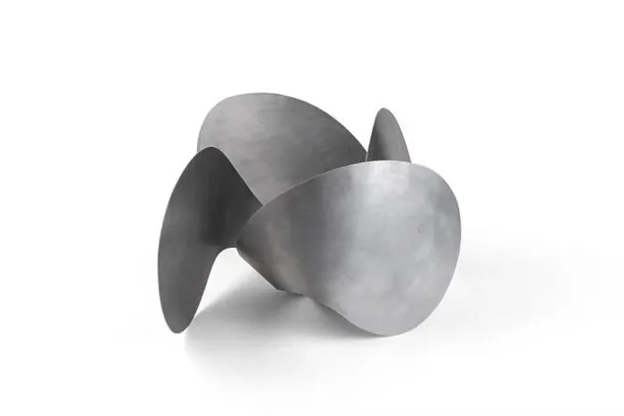Framed Print : Modern aluminum sculpture by Basque visual artist Guillaume CHAVANNE (aka Gogara) Framed Print : Modern aluminum sculpture by Basque visual artist Guillaume CHAVANNE (aka Gogara)