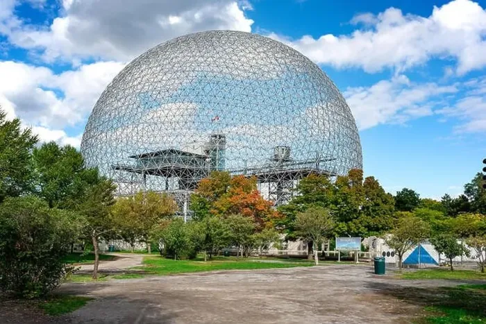 Framed Print : Montreal, Canada - September 28 2018 : view of Montreal Biosphere environment museum at Parc Jean-Drapeau in Montreal Framed Print : Montreal, Canada - September 28 2018 : view of Montreal Biosphere environment museum at Parc Jean-Drapeau in Montreal