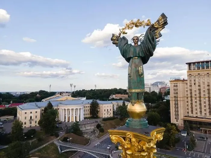 Framed Print : Monument on Independence Square in Kyiv, Ukraine Framed Print : Monument on Independence Square in Kyiv, Ukraine