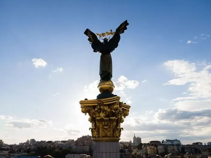 Framed Print : Monument on Independence Square in Kyiv, Ukraine Framed Print : Monument on Independence Square in Kyiv, Ukraine