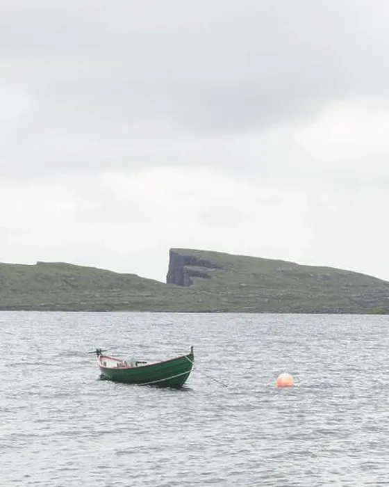 Framed Print : Morning view on lonely boat on cloudy Sorvagsvatn lake on cliffs of Vagar island, Faroe Islands, Denmark. Landscape photography Framed Print : Morning view on lonely boat on cloudy Sorvagsvatn lake on cliffs of Vagar island, Faroe Islands, Denmark. Landscape photography